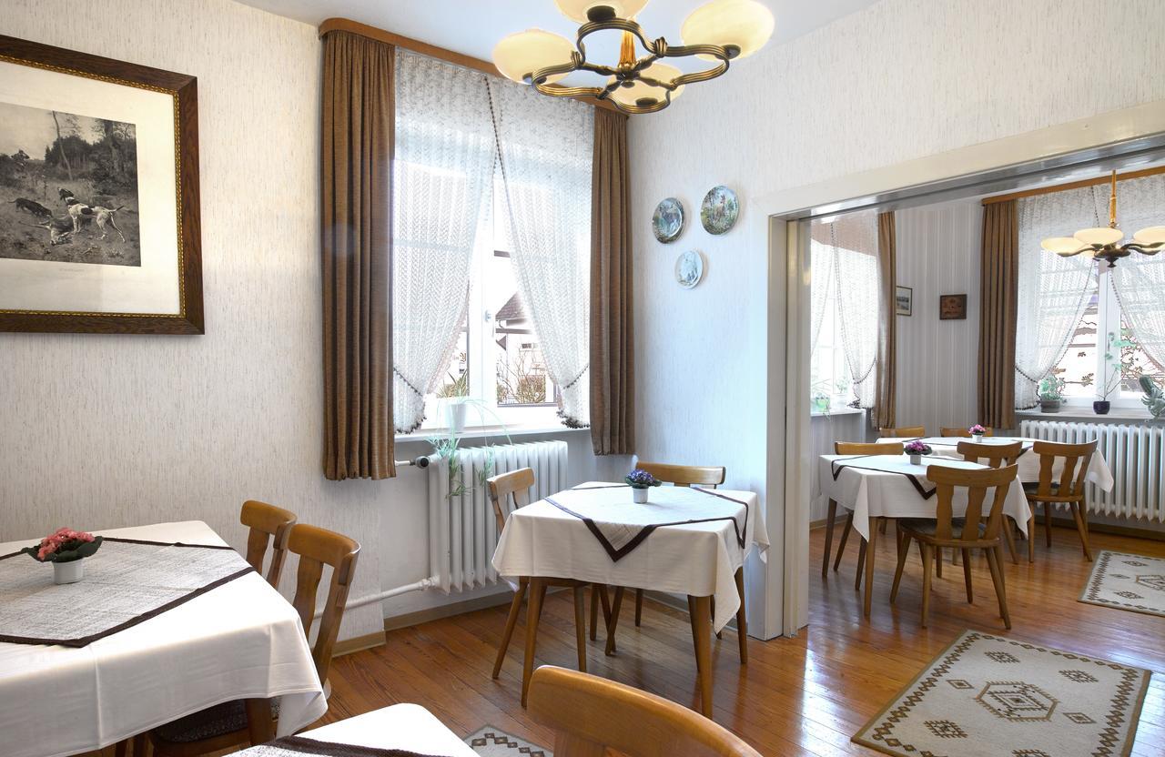 Pension "Haus Am Walde" Brodenbach, Mosel Екстер'єр фото