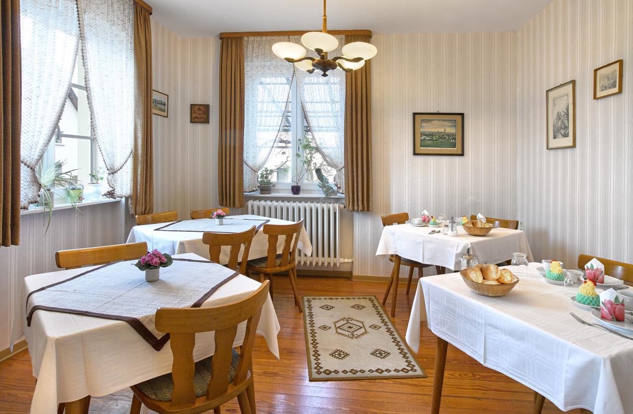 Pension "Haus Am Walde" Brodenbach, Mosel Екстер'єр фото